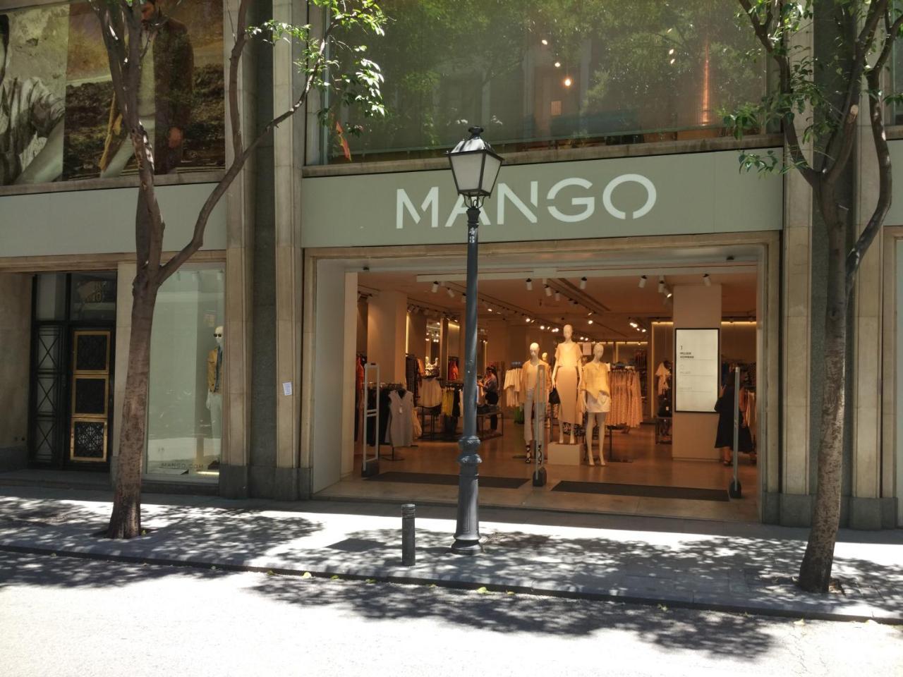 Pension Dominguez Madrid Extérieur photo